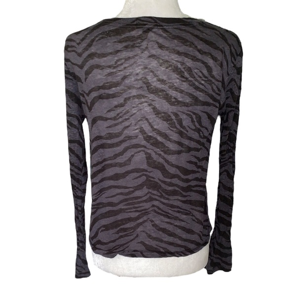 Rails Sully Gray & Black Tiger Striped Print Long Sleeve Tee - XS - Picture 7 of 11